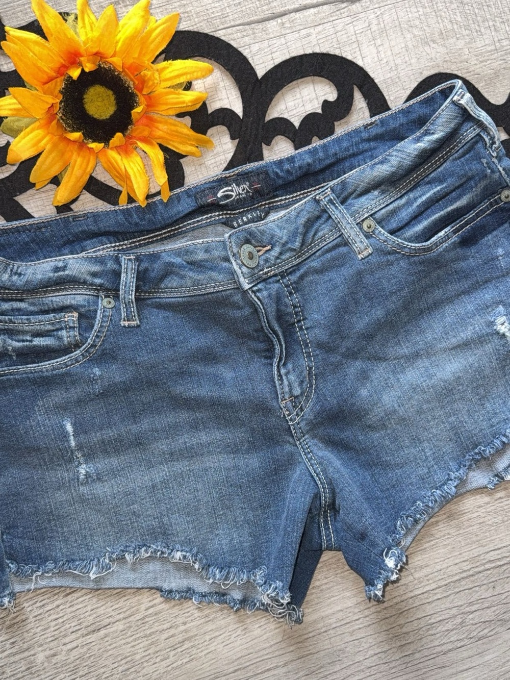 Silver Jeans Blue Denim Berkley Short
